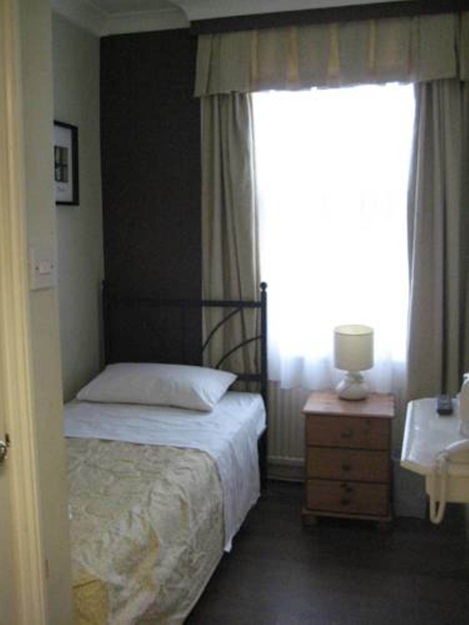 Central Hotel London
