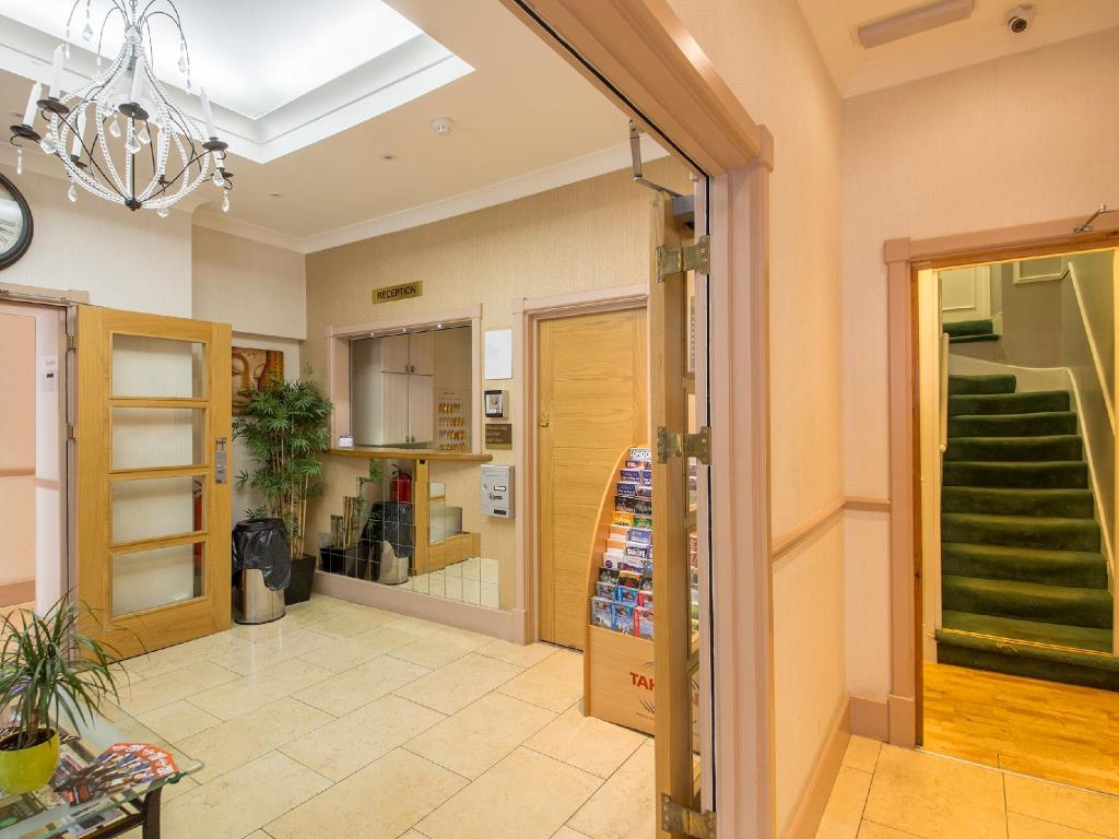 Central Hotel London