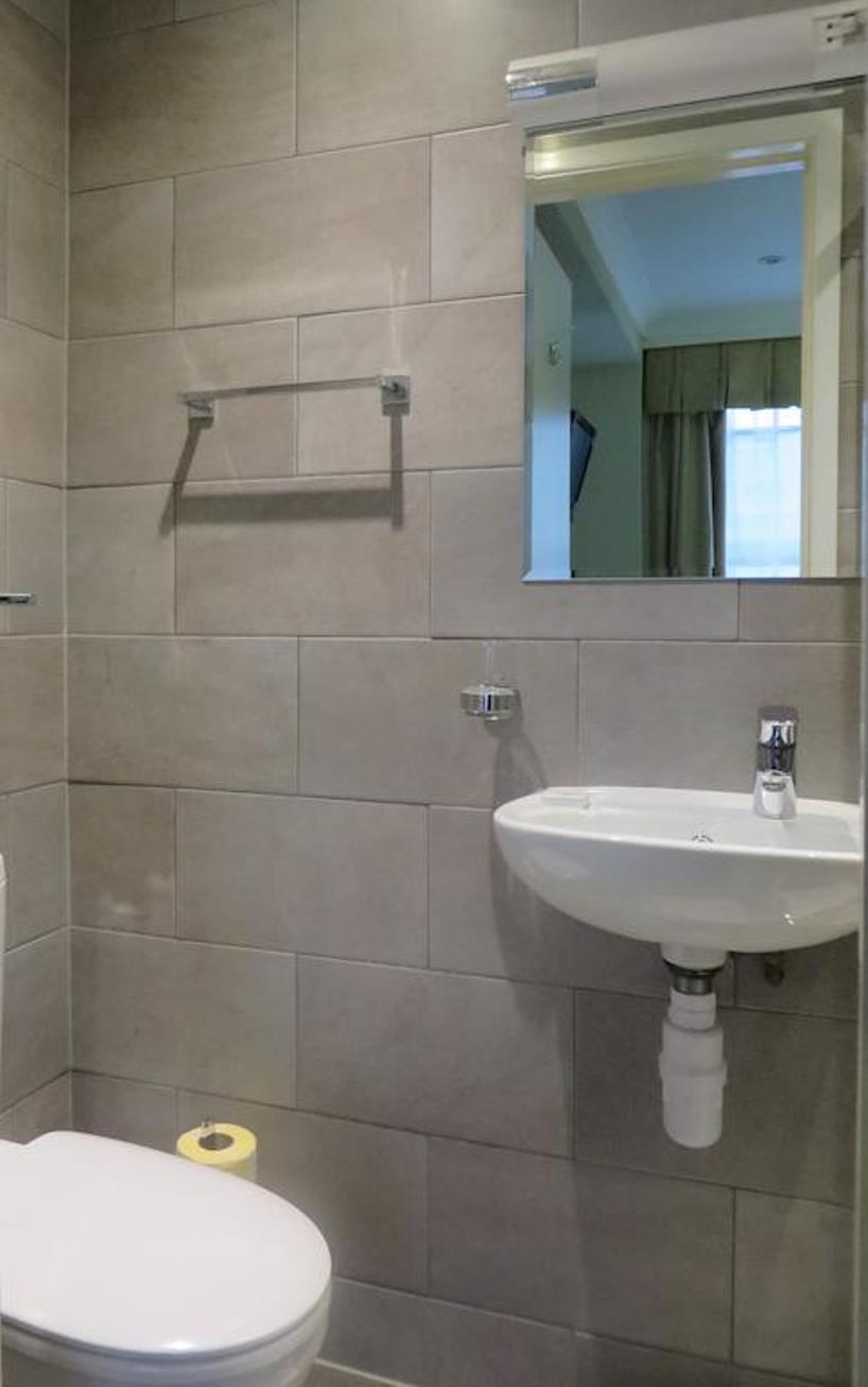 Central Hotel London