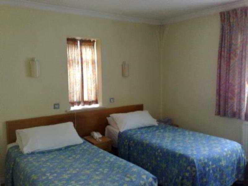 OYO Central Hotel Golders Green