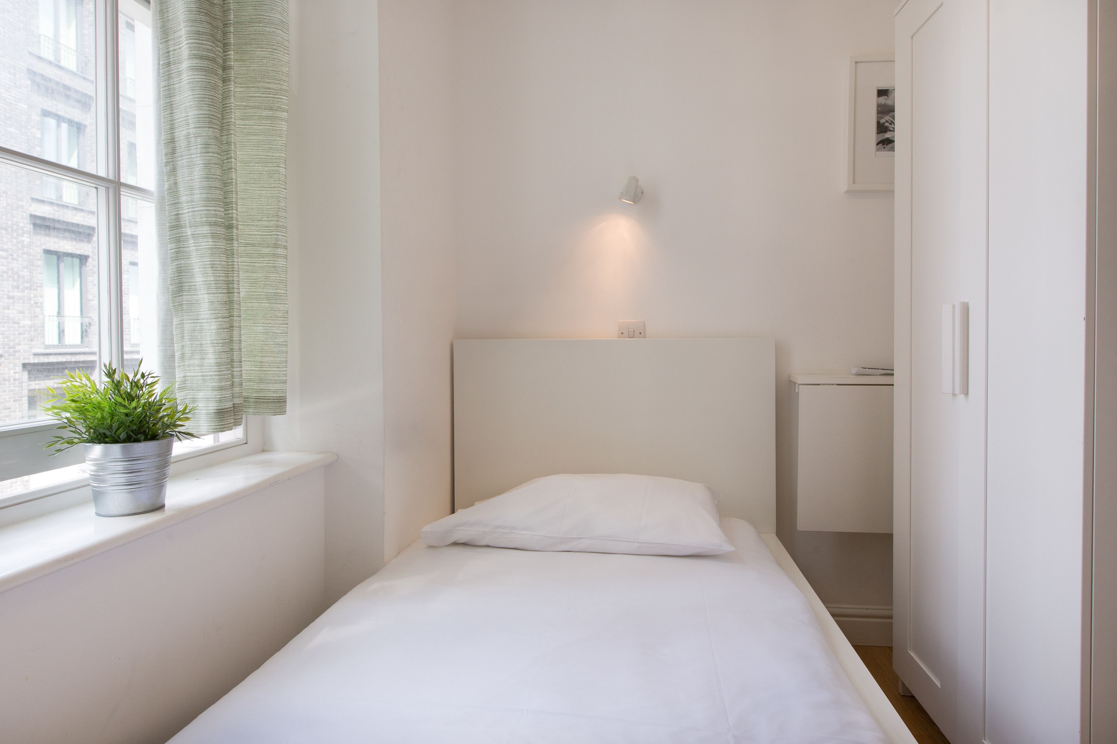 Charlotte Street Rooms by Allo Housing