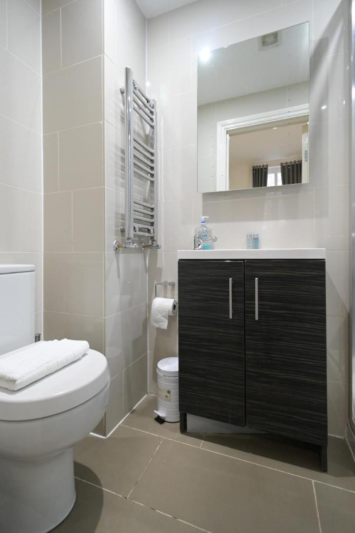 Charlotte Street Rooms by Allo Housing