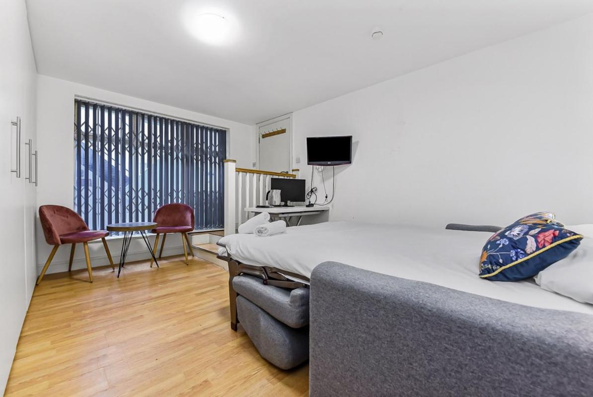 Charlotte Street Rooms by Allo Housing