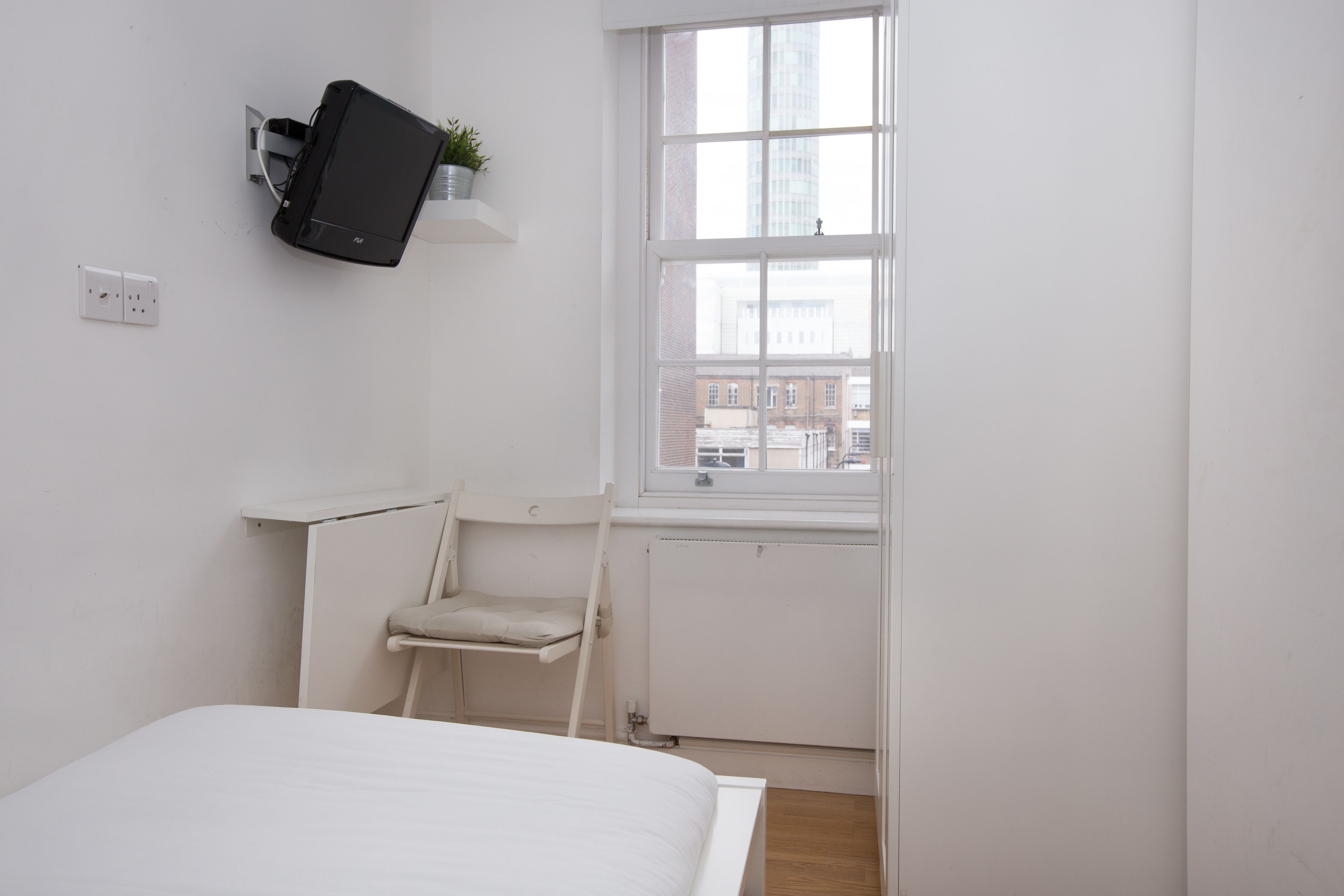 Charlotte Street Rooms by Allo Housing