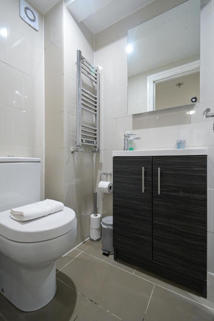 Charlotte Street Rooms by Allo Housing