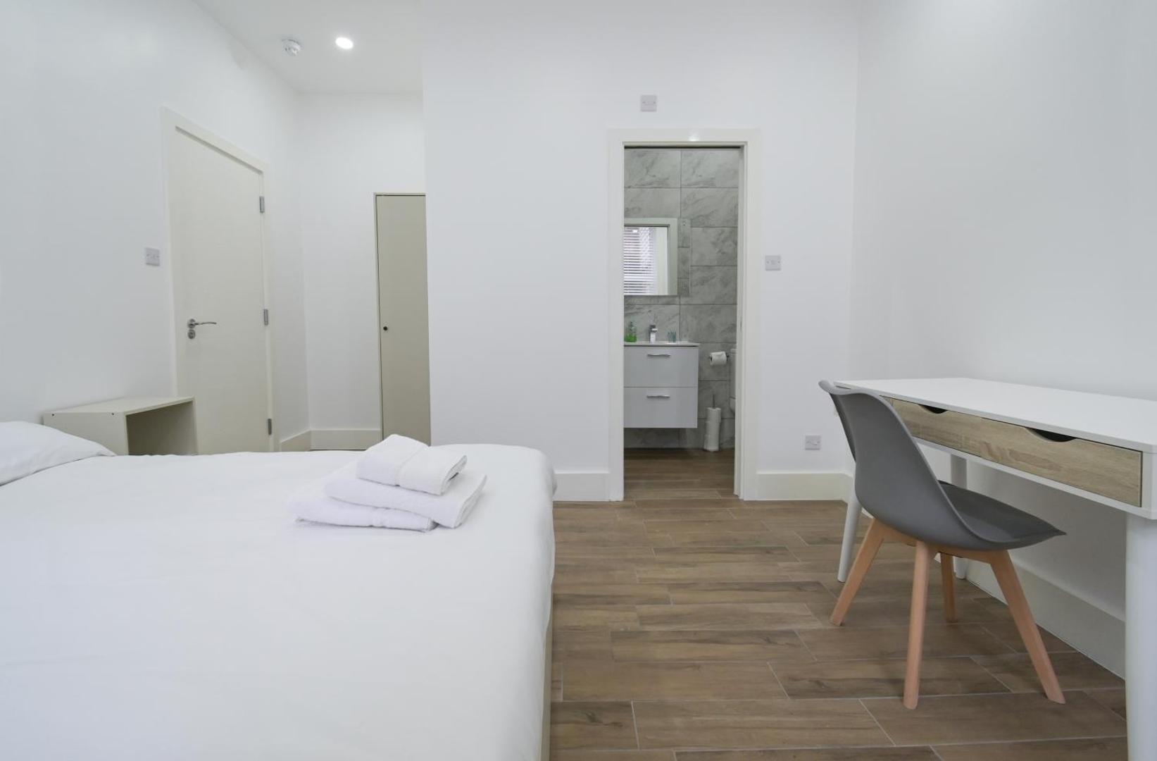 Charlotte Street Rooms by Allo Housing