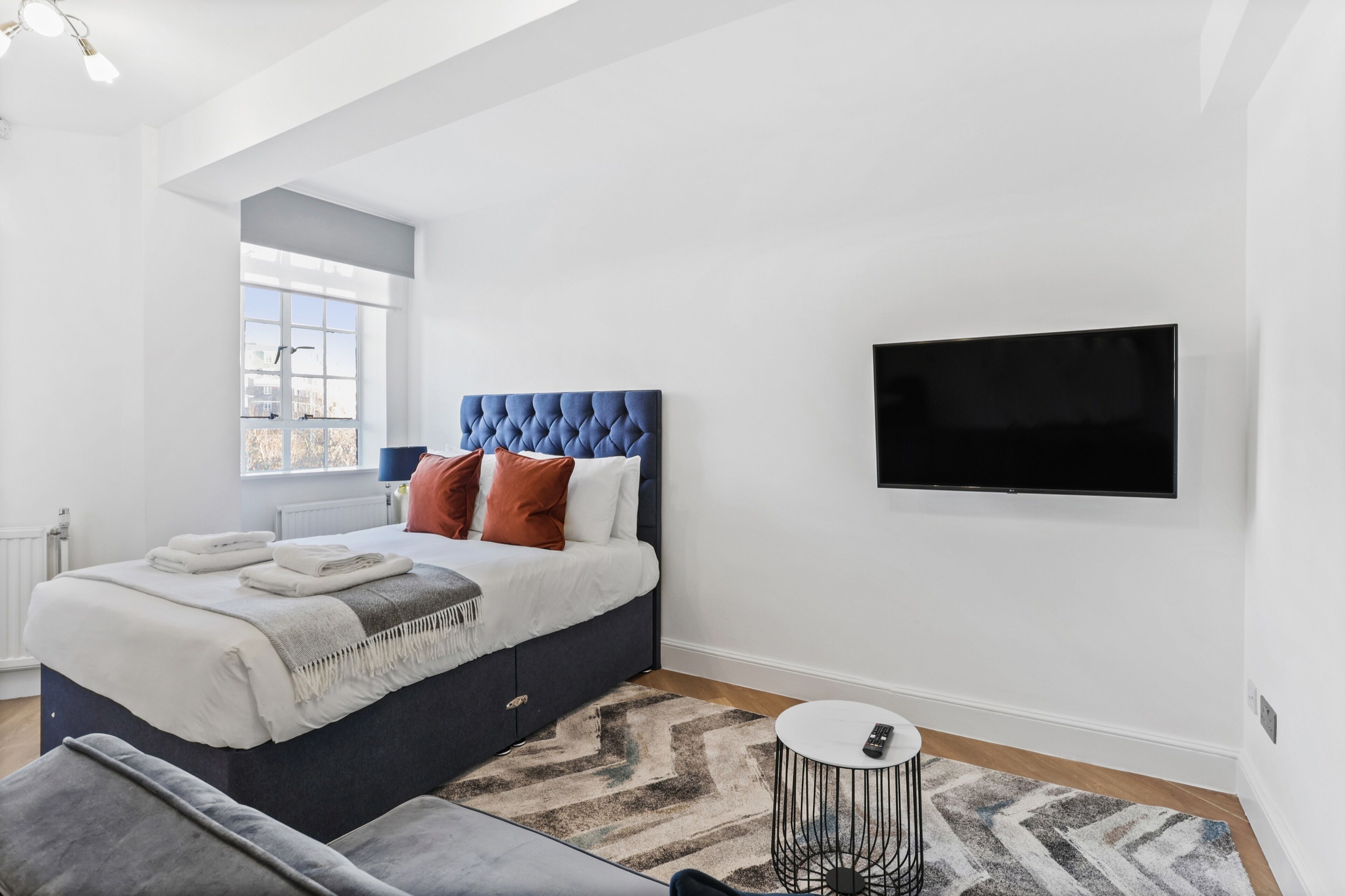 Chelsea Cloisters By Capital