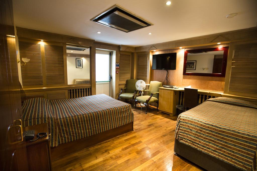 Cheshire Hotel