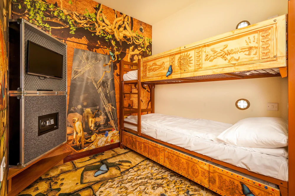 Chessington Safari Hotel