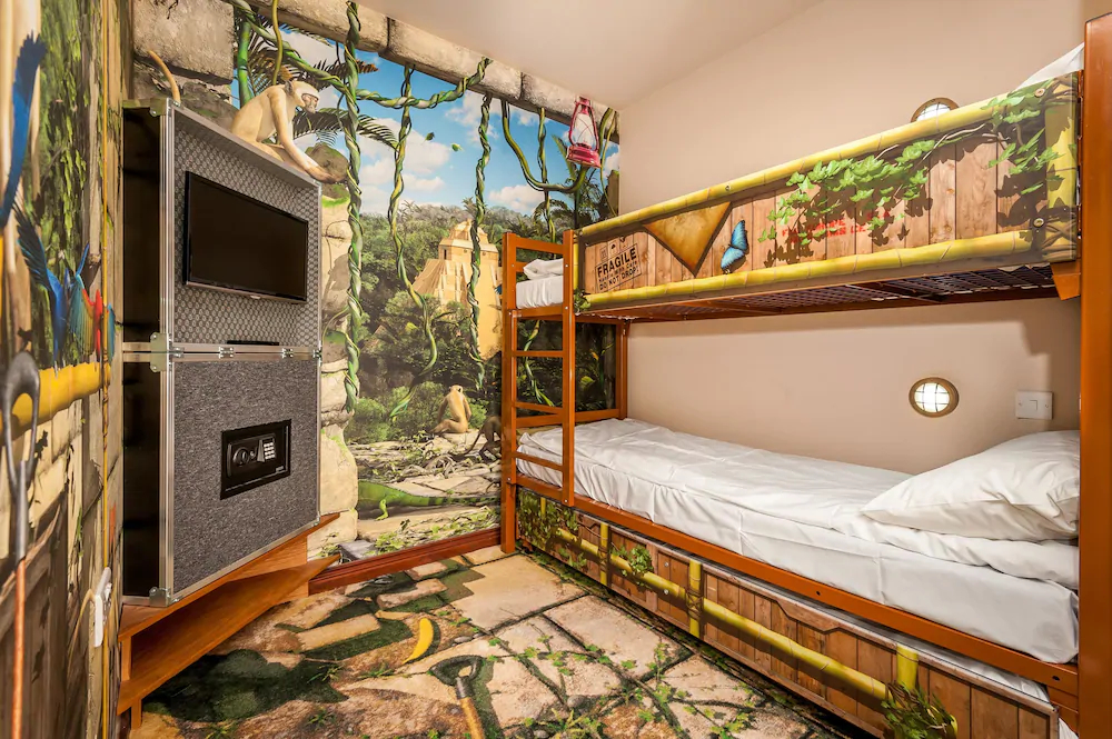 Chessington Safari Hotel