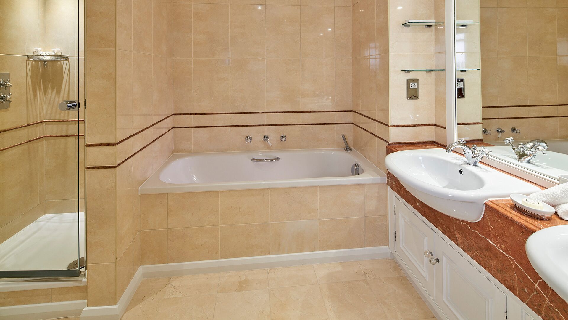 Cheval Hyde Park Gate