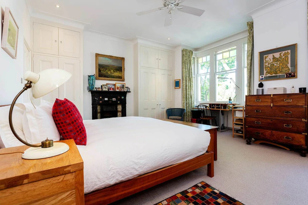 Chiswick Family Home