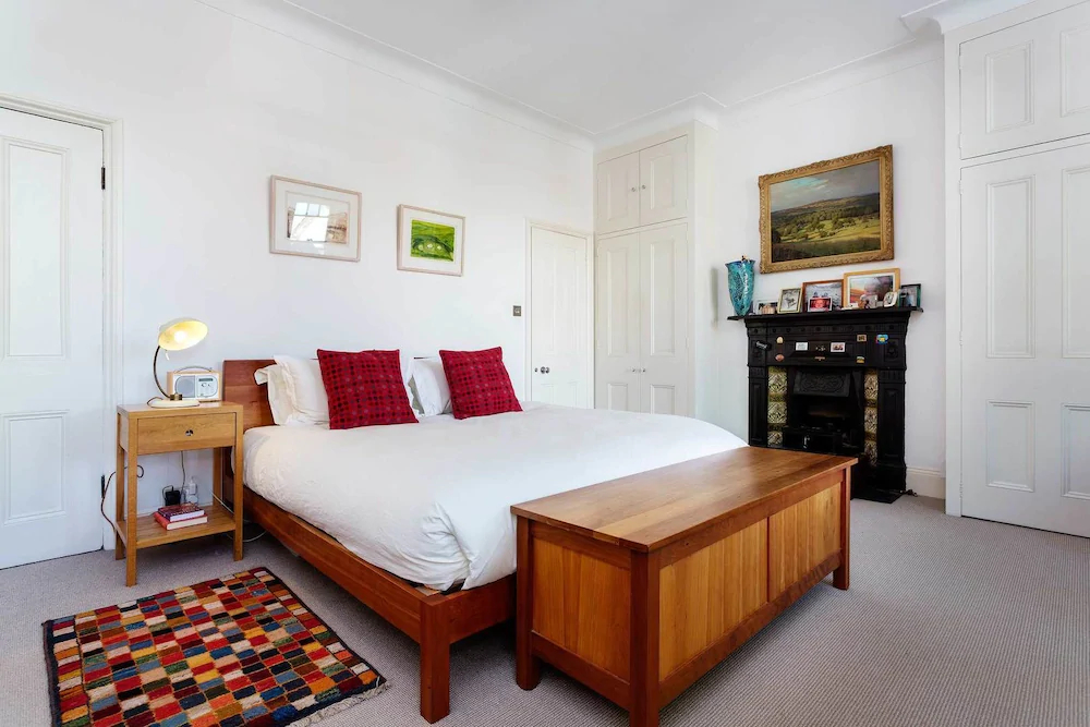 Chiswick Family Home