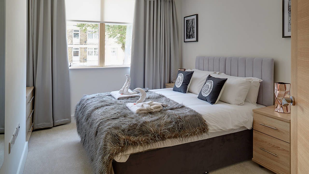 Lambeth North One