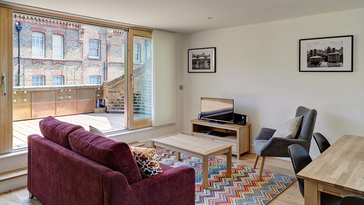 Lambeth North One