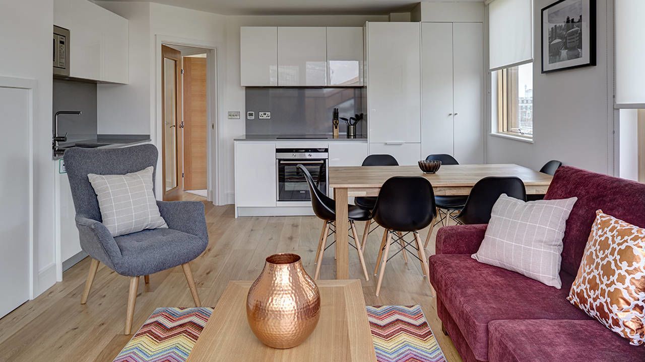 Lambeth North One