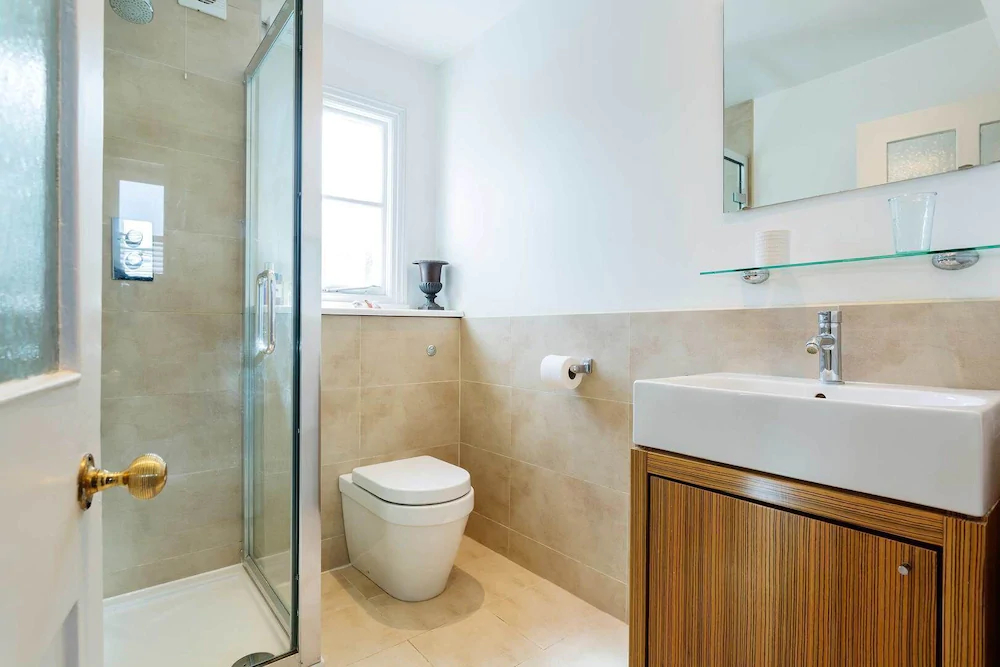 Classic Contemporary