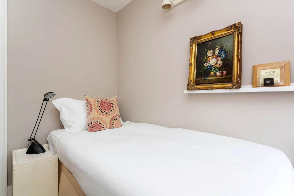 Classic Contemporary