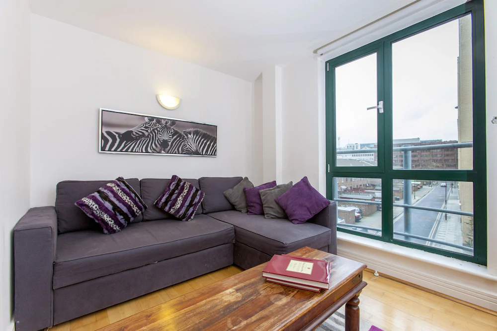 Club Living - Tower Bridge 1