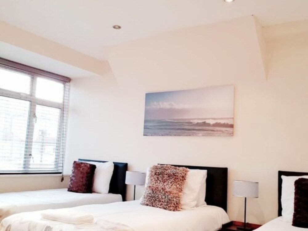 Cogie House