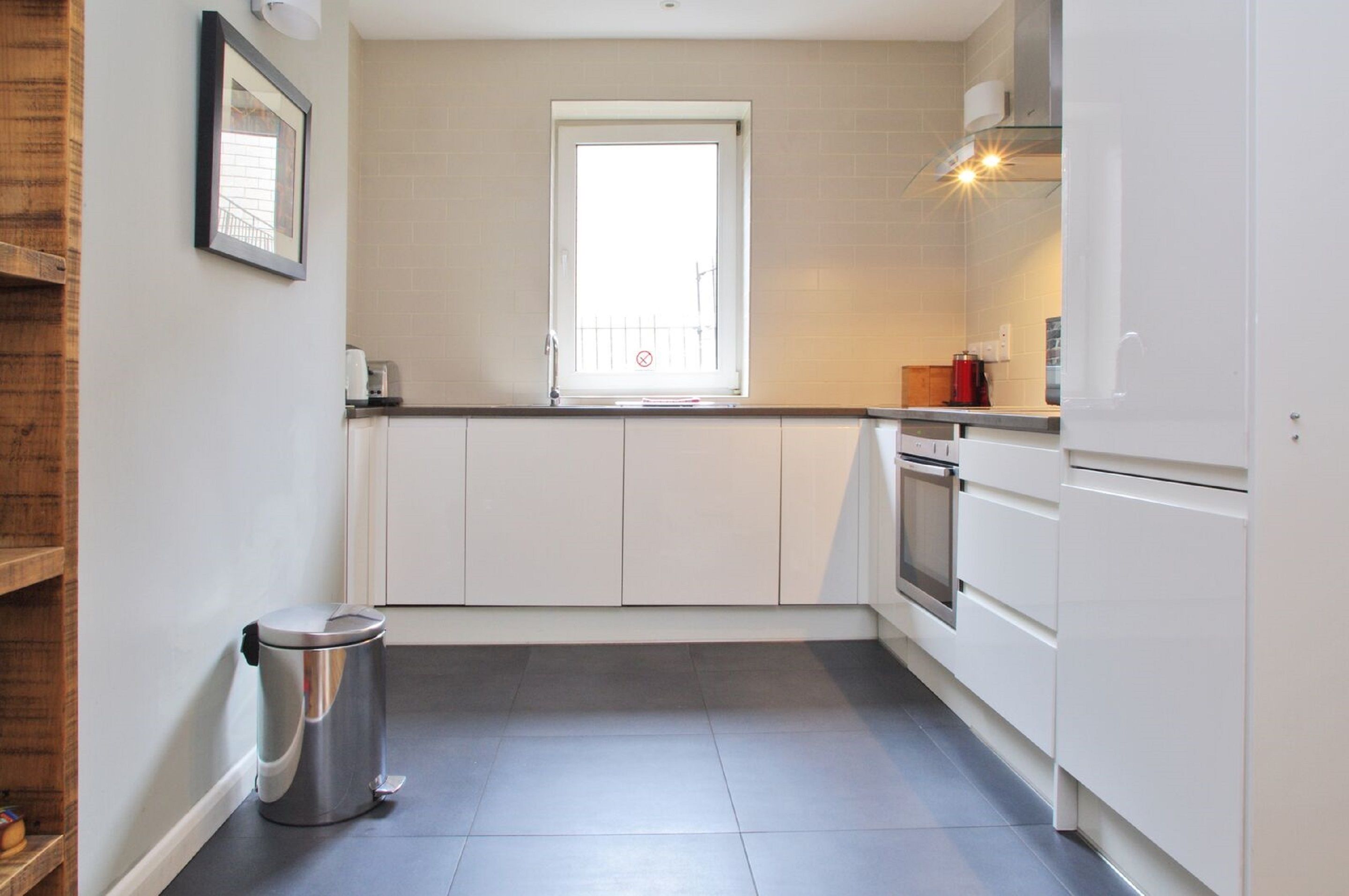 Comfortable Waterloo Home SE1