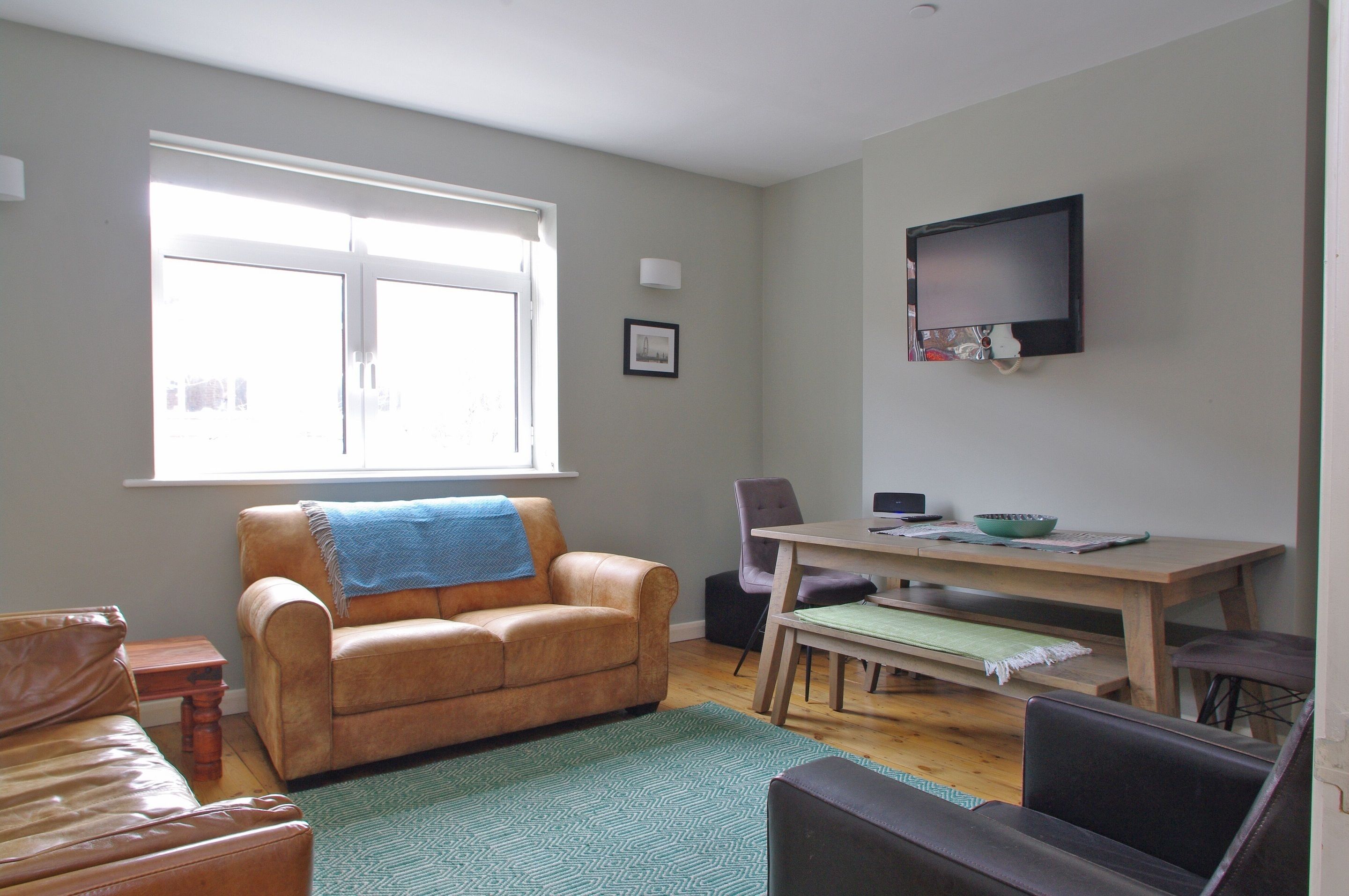 Comfortable Waterloo Home SE1