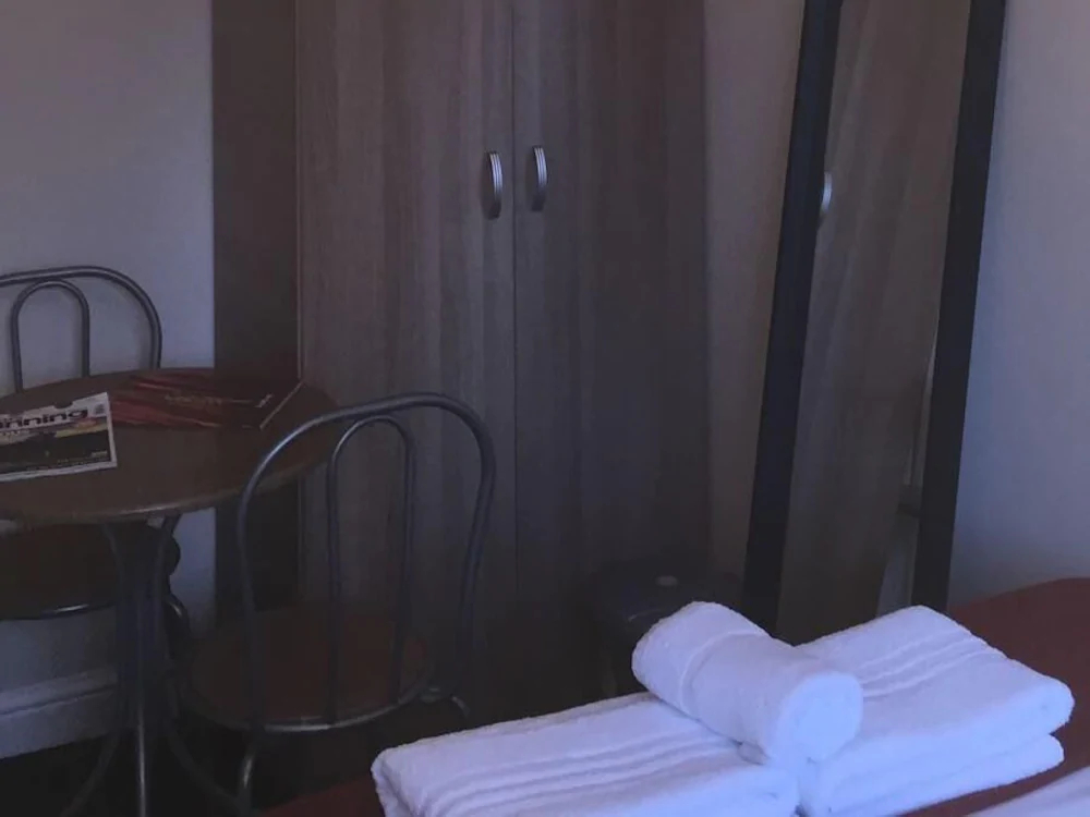 Commercial Rd Homestay