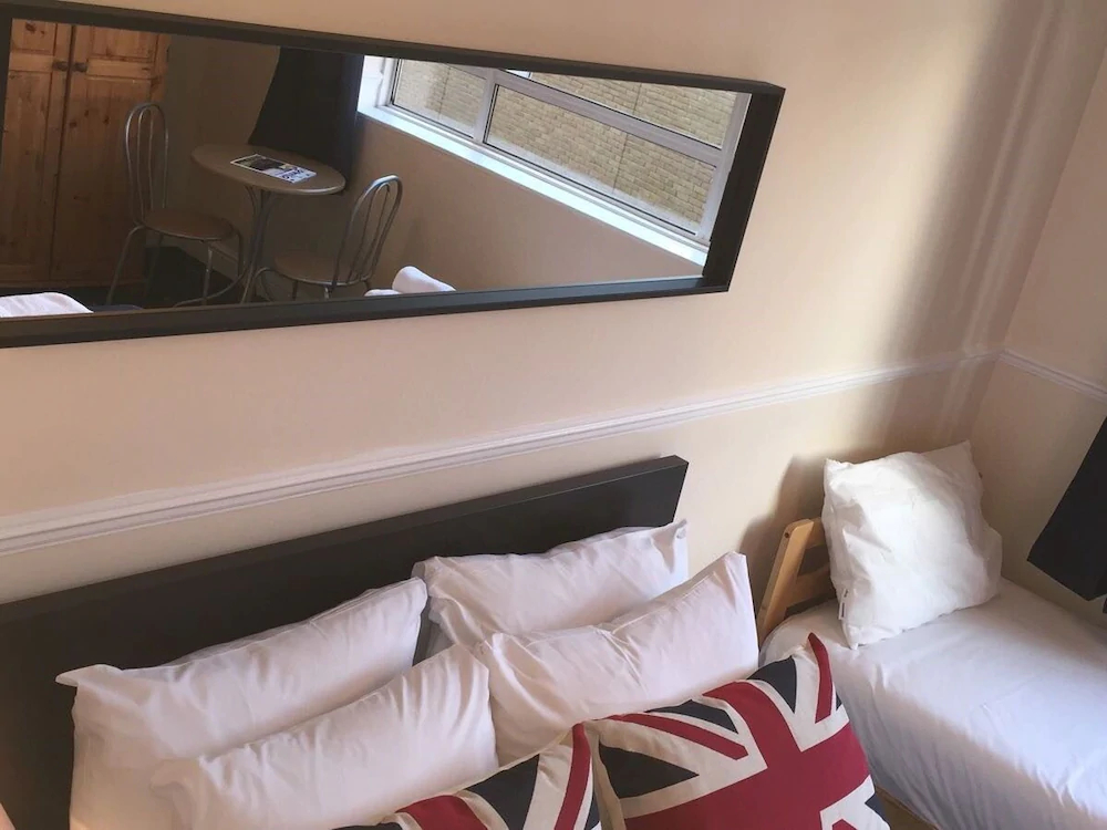Commercial Rd Homestay