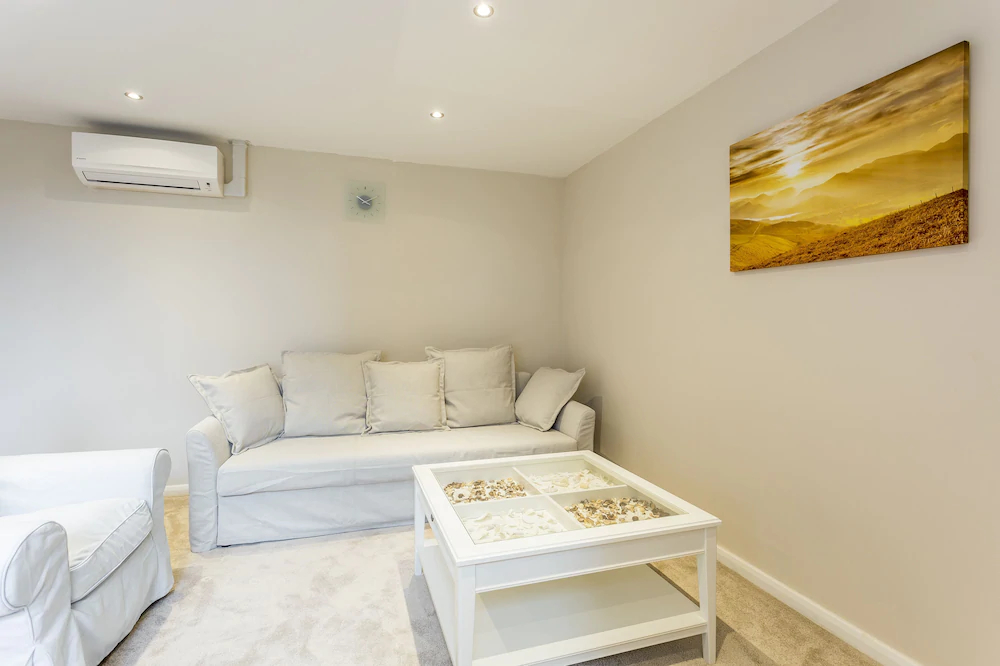 Crawford Suites Serviced Apartments