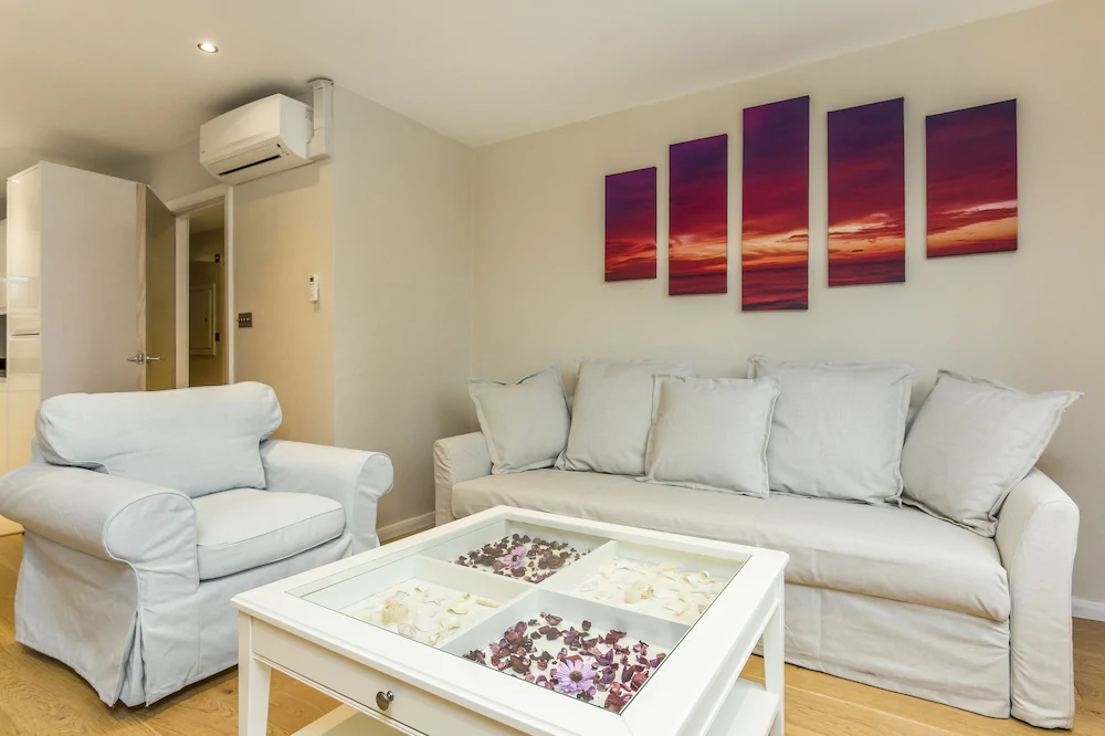 Crawford Suites Serviced Apartments
