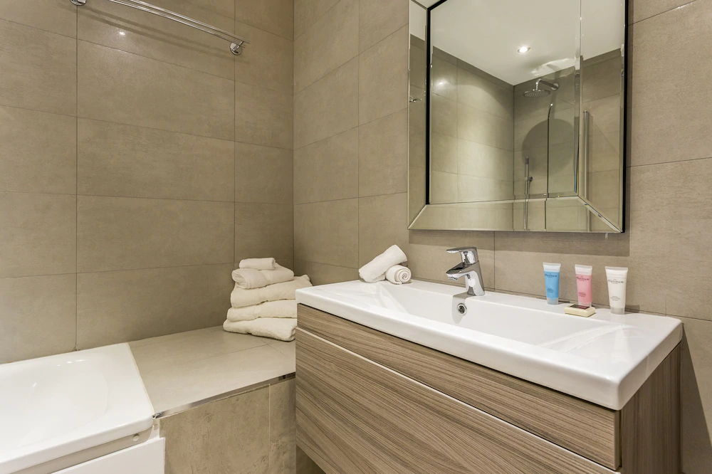 Crawford Suites Serviced Apartments