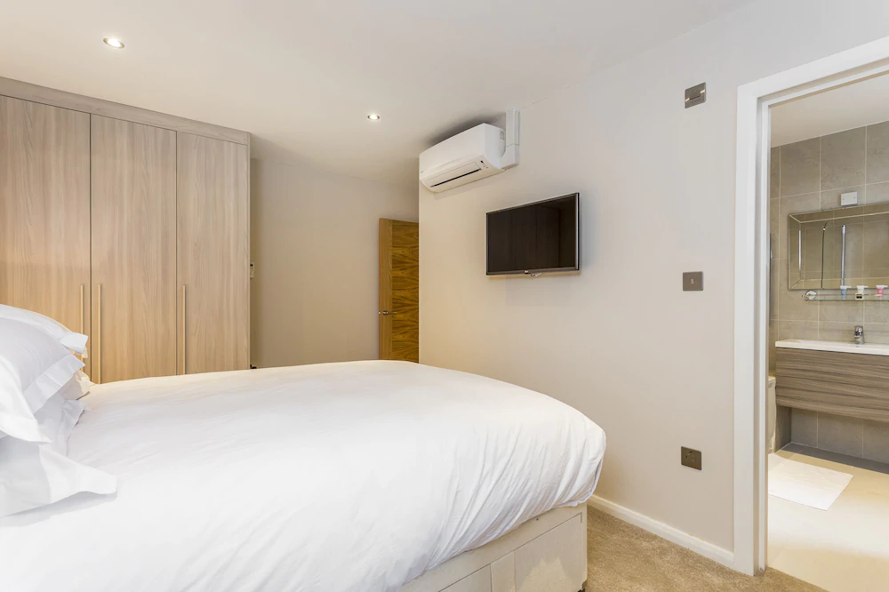 Crawford Suites Serviced Apartments