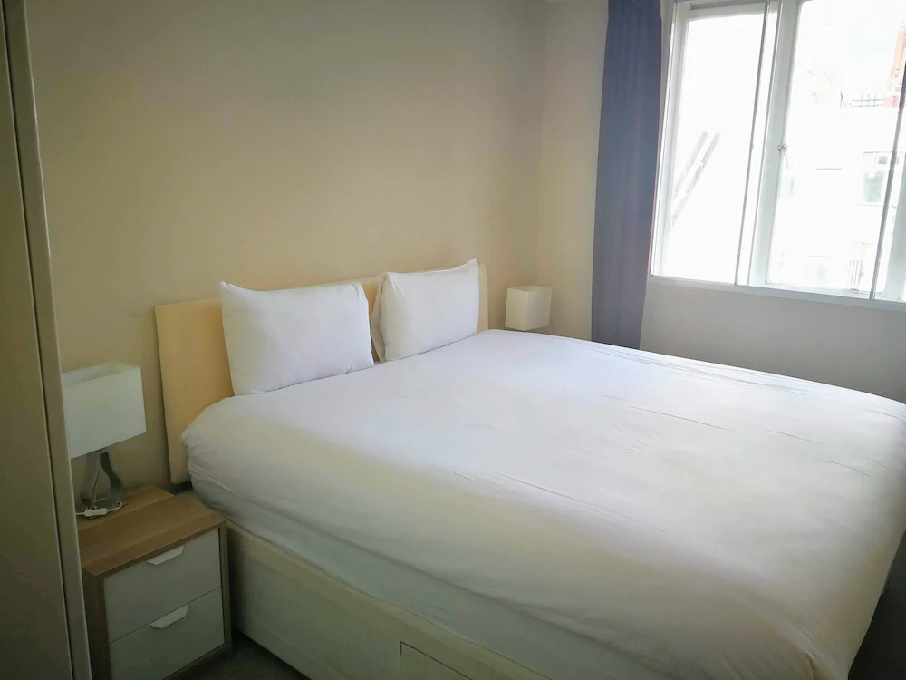 Crawford Suites Serviced Apartments