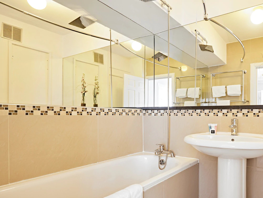 Crawford Suites Serviced Apartments