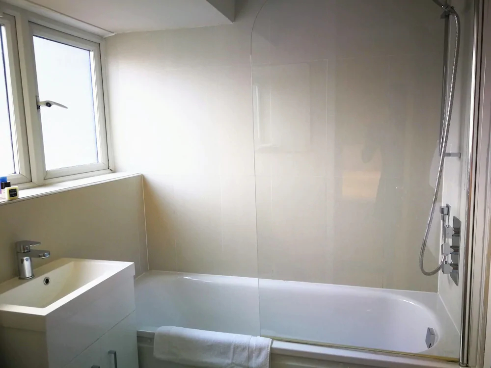 Crawford Suites Serviced Apartments