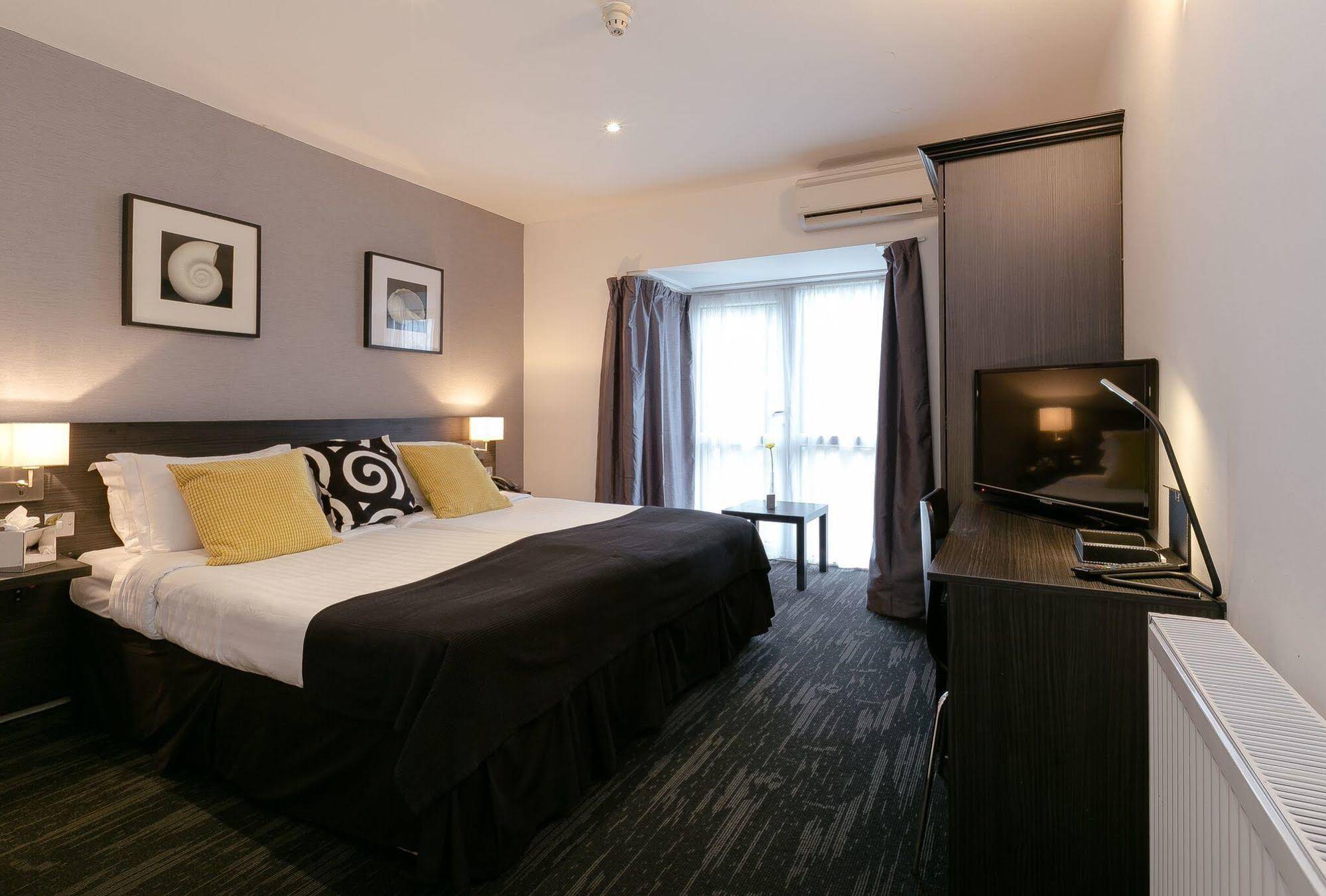 Croft Court Hotel
