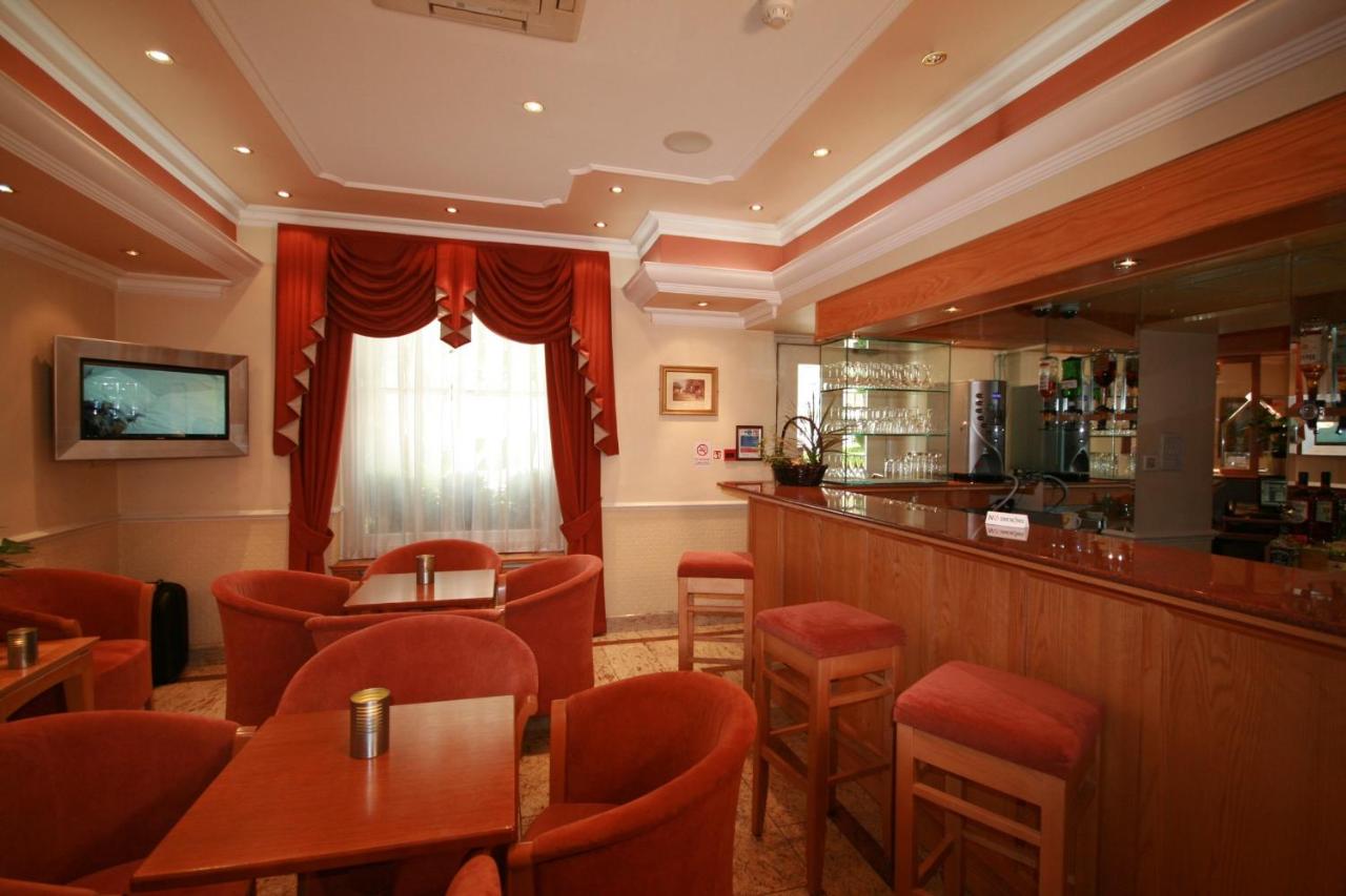 Days Inn by Wyndham London Hyde Park