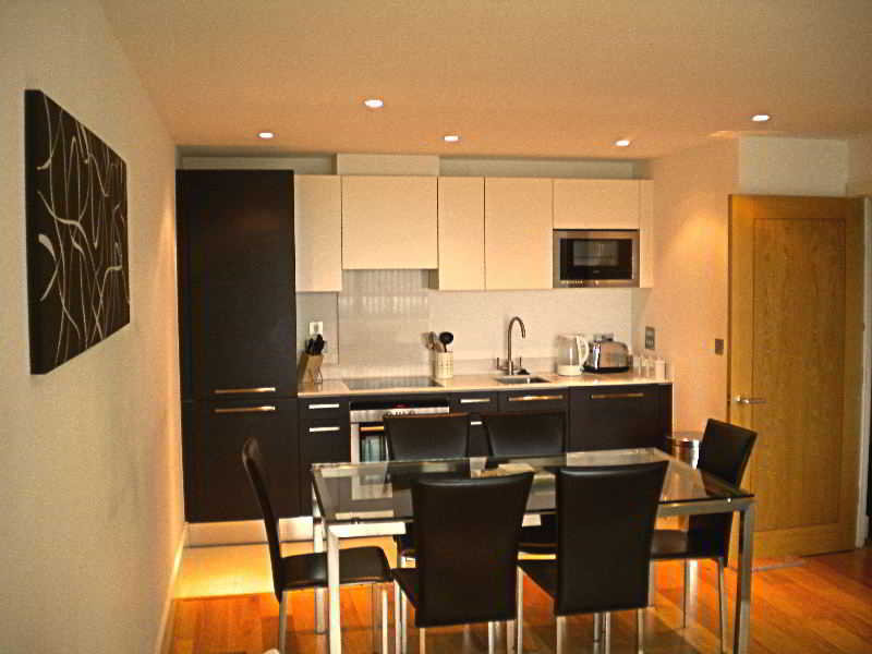 Dreamhouse Vauxhall Apartments, London