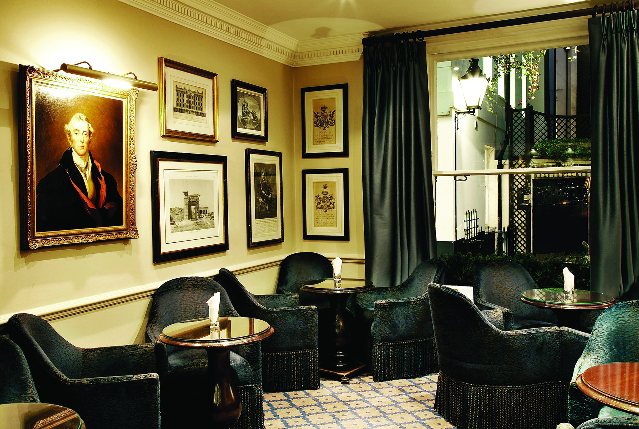 Dukes London