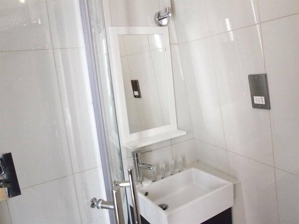 Earls Court Gardens Guesthouse