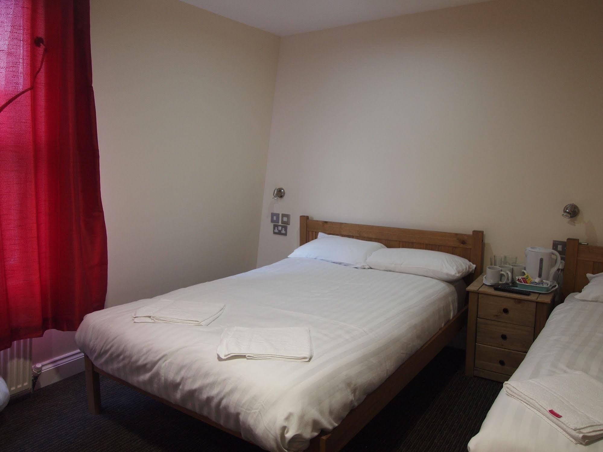 Earls Court Gardens Guesthouse