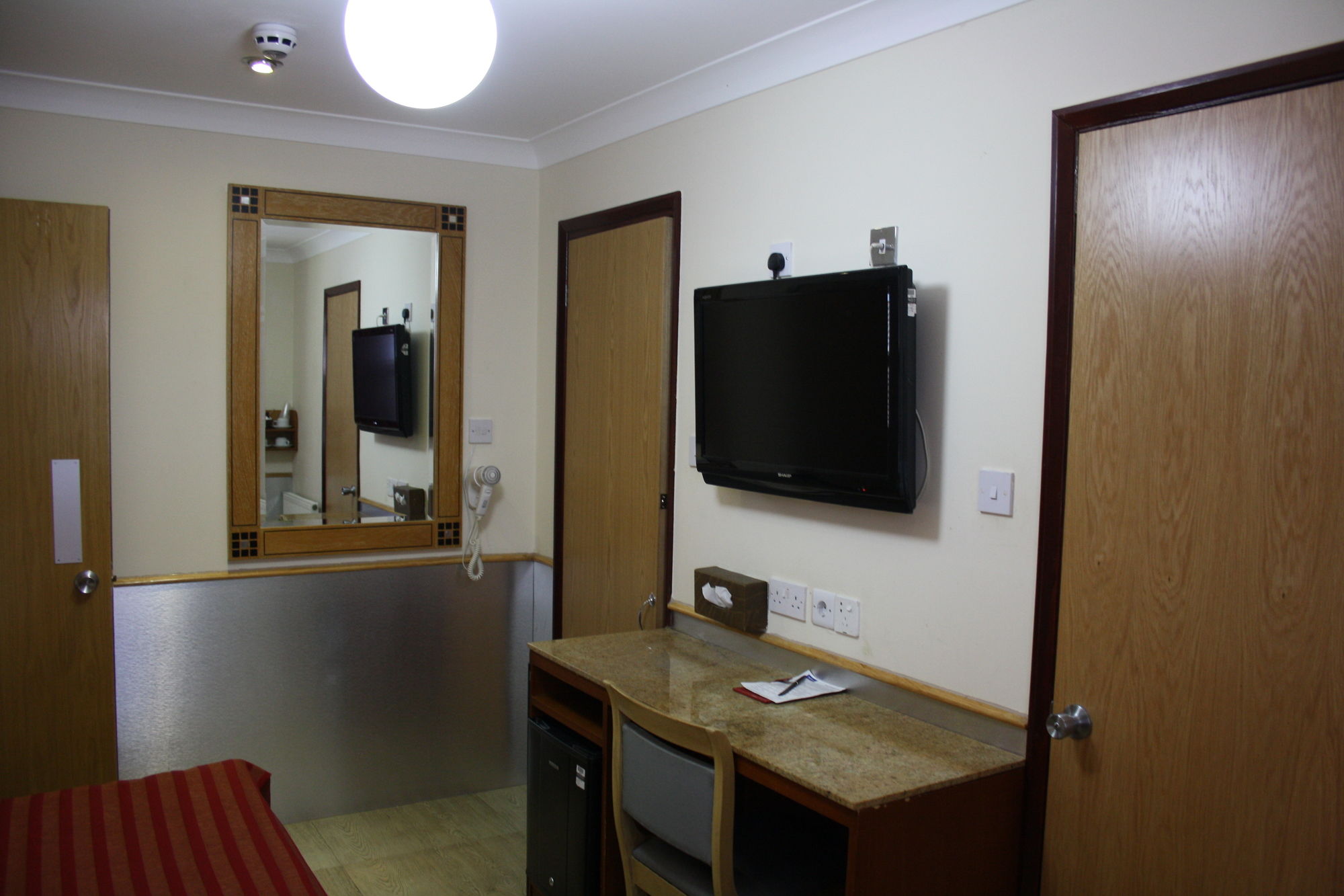 Eurotraveller Hotel Express @ E&C