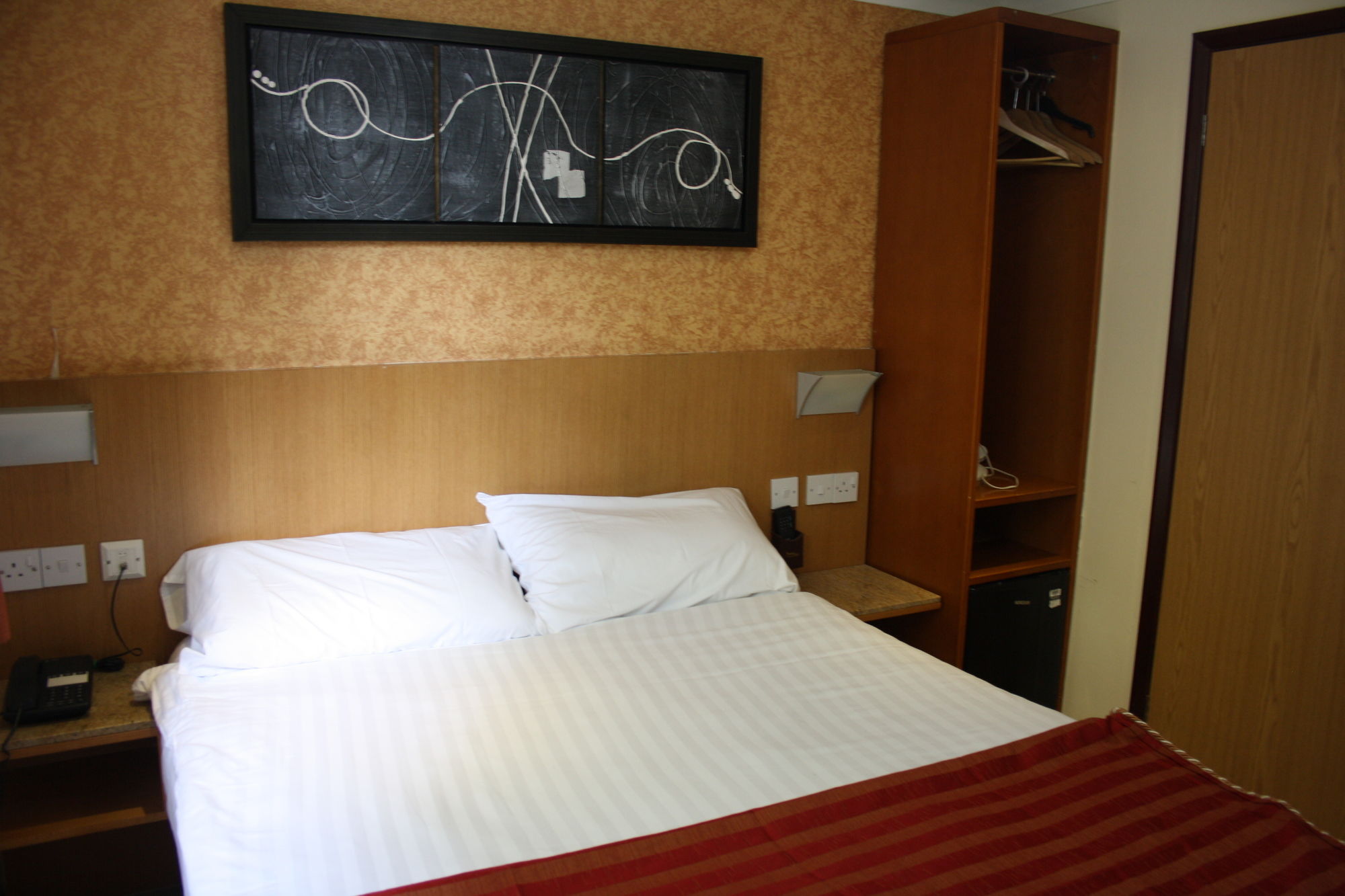 Eurotraveller Hotel Express @ E&C