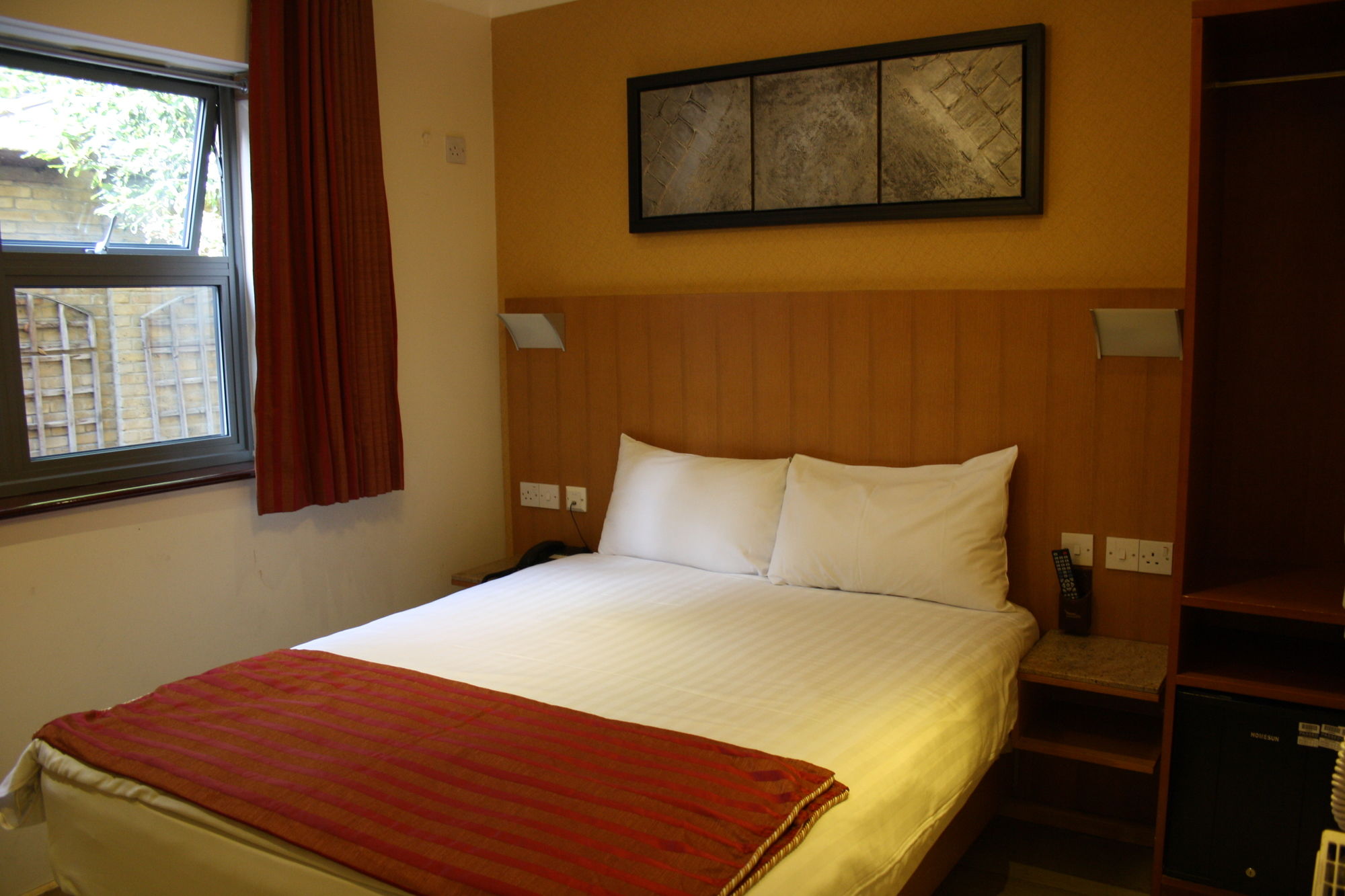 Eurotraveller Hotel Express @ E&C