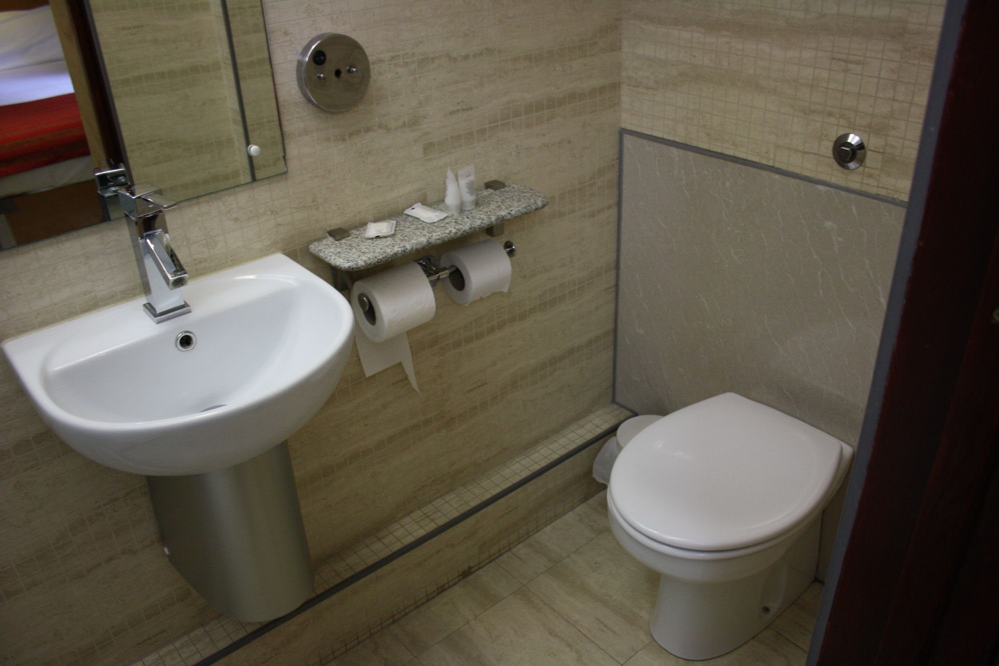 Eurotraveller Hotel Express @ E&C