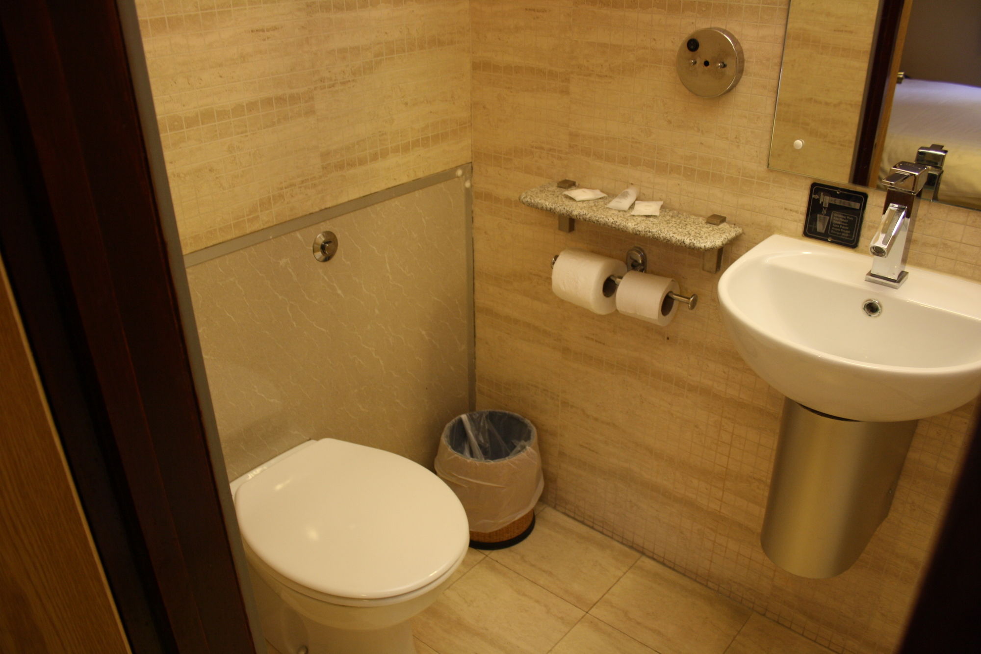 Eurotraveller Hotel Express @ E&C
