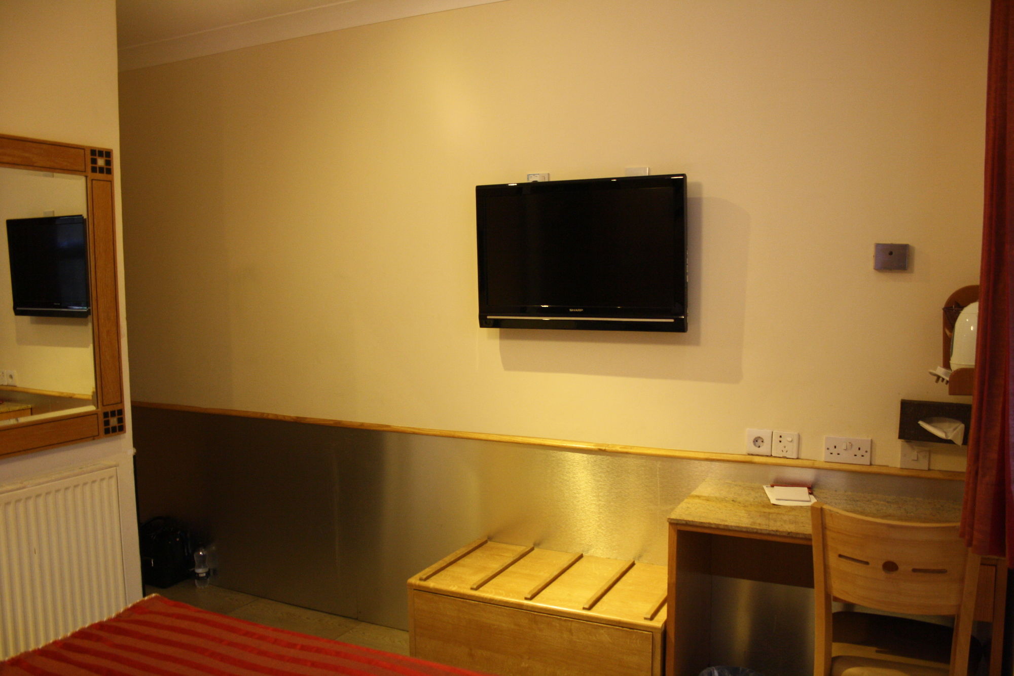 Eurotraveller Hotel Express @ E&C