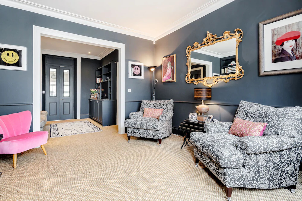 Exquisite Designers Abode Exquisite Designers Abode