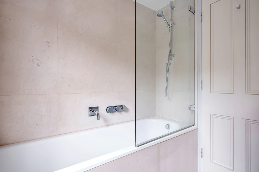 Exquisite Designers Abode Exquisite Designers Abode