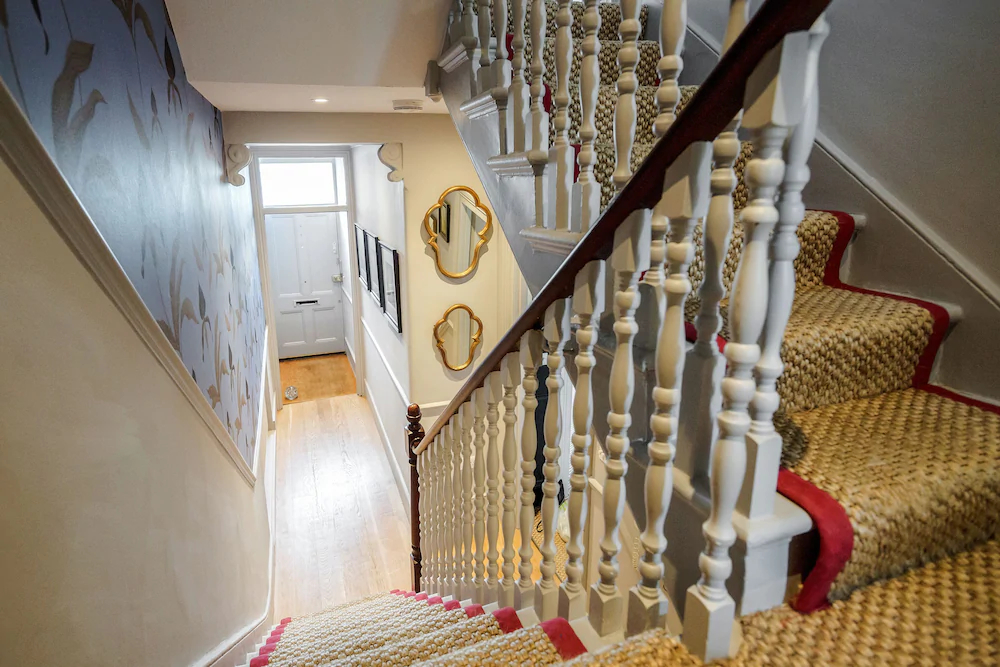 Exquisite Designers Abode Exquisite Designers Abode